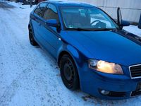 Usata Audi A3 101 CV (74 kW) 2002 Blu Utilitaria