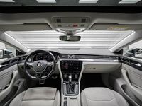 Gebraucht VW Arteon Elegance 190 PS (139 kW) 2019 Oryx white metallic () oryx white metallic () Kleinwagen