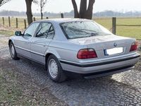 Gebraucht BMW 728 193 PS (141 kW) 1996 Silber Limousine