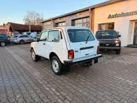 Gebraucht Lada niva 83 PS (61 kW) 2021 Weiß SUV