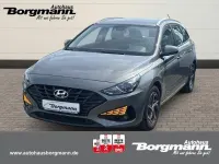 Gebraucht Hyundai i30 Select 120 PS (88 kW) 2020 Grau Kombi