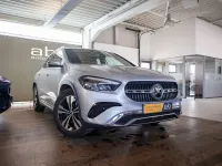 Gebraucht Mercedes GLA180 136 PS (100 kW) 2025 Silber SUV