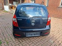 Gebraucht Hyundai i10 69 PS (50 kW) 2011 Schwarz Kleinwagen