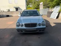 Second-hand Mercedes E200 Elegance 163 CP (119 kW) 2001 Argintiu Berlinǎ