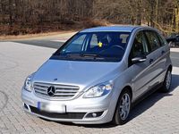 Gebraucht Mercedes B180 110 PS (80 kW) 2005 Grau Van / Kleinbus