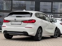 gebraucht BMW 118 i Sport Line Aut. LED PDC LC+ Tempo Shz 17"LM