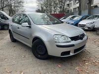 Gebraucht VW Golf V 105 PS (77 kW) 2005 Silber Kleinwagen