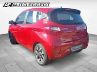 Gebraucht Hyundai i10 Trend 63 PS (46 kW) 2025 Dragon red / met Kleinwagen