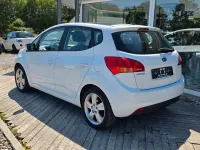 Gebraucht Kia Venga Spirit 90 PS (66 kW) 2013 Weiß Kleinwagen