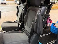 Gebraucht Mercedes V220 163 PS (119 kW) 2018 Grau Van / Kleinbus