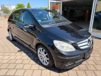 Gebraucht Mercedes B170 116 PS (85 kW) 2008 Kosmosschwarz  metalliclack Van / Kleinbus