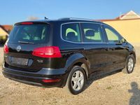 Gebraucht VW Sharan Highline 140 PS (102 kW) 2013 Deep black perleffekt Van / Kleinbus