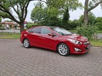 Gebraucht Hyundai i40 132 PS (97 kW) 2013 Rot Limousine