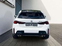 Gebraucht BMW M135 Shadowline 300 PS (220 kW) 2024 Alpinweiß uni Kleinwagen