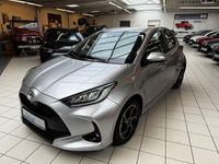 Gebraucht Toyota Yaris Team 125 PS (91 kW) 2022 Silber Kleinwagen