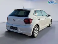Gebraucht VW Polo Comfortline 80 PS (58 kW) 2019 Pure white Kleinwagen