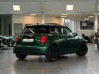 Gebraucht Mini Cooper 136 PS (100 kW) 2023 Grün Kleinwagen