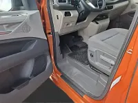Gebraucht VW Multivan S 136 PS (100 kW) 2022 Orange Van / Kleinbus