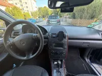 Gebraucht Mercedes A180 Elegance 116 PS (85 kW) 2011 Blau Kleinwagen