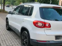 Gebraucht VW Tiguan 150 PS (110 kW) 2010 Weiß SUV