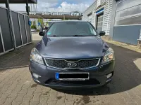 Gebraucht Kia Ceed 90 PS (66 kW) 2012 Grau Kleinwagen