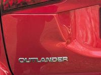 Gebraucht Mitsubishi Outlander Spirit 150 PS (110 kW) 2021 Rot SUV