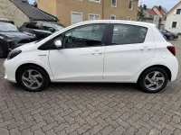 Gebraucht Toyota Yaris Edition-S 101 PS (74 kW) 2016 Super white 2 Kleinwagen