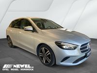 Gebraucht Mercedes B220 190 PS (139 kW) 2022 Iridiumsilber Kleinwagen