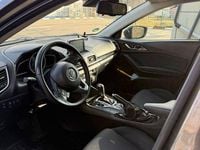 Gebraucht Mazda 3 Center-Line 120 PS (88 kW) 2016 Andere farben Limousine