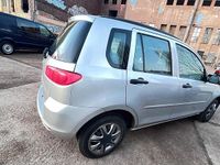 Gebraucht Mazda 2 74 PS (54 kW) 2003 Silber Kleinwagen