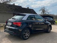 Gebraucht Audi A1 95 PS (69 kW) 2016 Schwarz Kleinwagen