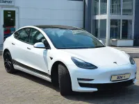 Gebraucht Tesla Model 3 324 kW (441 PS) 2022 Weiß Limousine