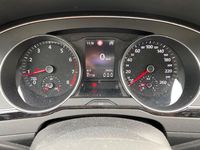 Gebraucht VW Passat IQ Drive 150 PS (110 kW) 2023 Kombi