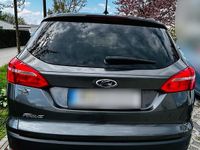 Usata Ford Focus 120 CV (88 kW) 2017 Argento Station wagon