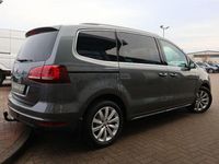 Gebraucht VW Sharan Highline 184 PS (135 kW) 2016 Grau Van / Kleinbus