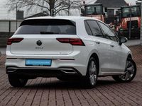 Gebraucht VW Golf VIII Pro 204 PS (150 kW) 2022 Weiß Limousine