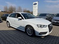 Gebraucht Audi A3 Attraction 110 PS (80 kW) 2014 Weiß Limousine