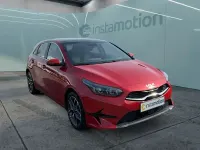 Gebraucht Kia Ceed 160 PS (117 kW) 2023 Rot Kleinwagen
