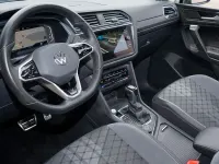 Gebraucht VW Tiguan Allspace R-line 245 PS (180 kW) 2023 Platinum grey (metallic) SUV