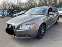 Gebraucht Volvo V70 Kinetic 163 PS (119 kW) 2011 Kombi