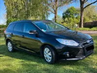 Gebraucht Ford Focus 116 PS (85 kW) 2012 Schwarz Kombi