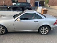 Gebraucht Mercedes SLK230 193 PS (141 kW) 1998 Silber Cabrio