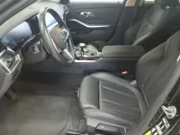 Gebraucht BMW 330 Sport Line 184 PS (135 kW) 2022 Saphirschwarz metallic Kombi