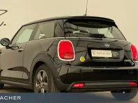 Gebraucht Mini Cooper SE Essential 135 kW (184 PS) 2022 Midnight black metallic Kleinwagen