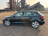 Gebraucht Audi A3 Ambiente 150 PS (110 kW) 2015 Schwarz Limousine