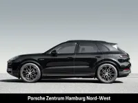 Gebraucht Porsche Cayenne 470 PS (345 kW) 2025 Schwarz SUV