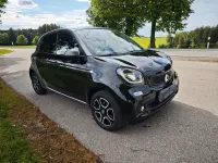 Używany Smart ForFour 90 KM (66 kW) 2019 Czarny Hatchback