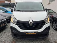 Gebraucht Renault Trafic Komfort 120 PS (88 kW) 2017 Weiß Van / Kleinbus