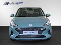 Gebraucht Hyundai i10 Select 63 PS (46 kW) 2025 Grün Kleinwagen