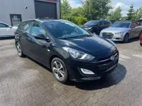 Gebraucht Hyundai i30 135 PS (99 kW) 2016 Schwarz Kombi